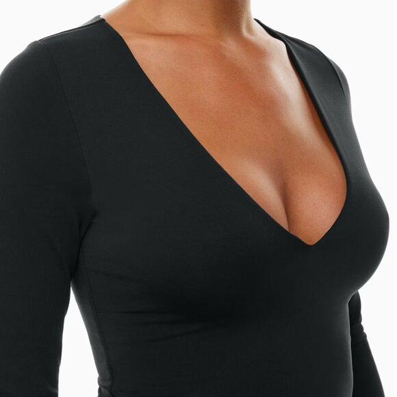 Aritzia Babaton Contour V-Neck Black Longsleeve - Picture 2 of 6